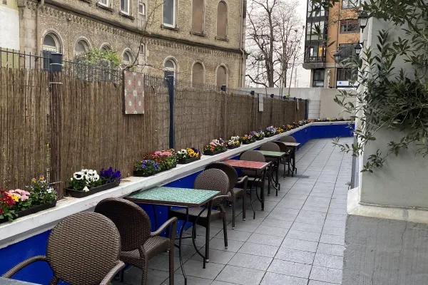 Al-dar halal restaurant in Hannover