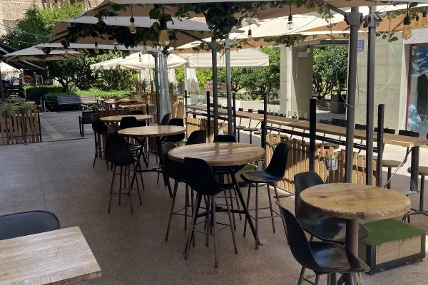 Albedrío halal restaurant in Lorca
