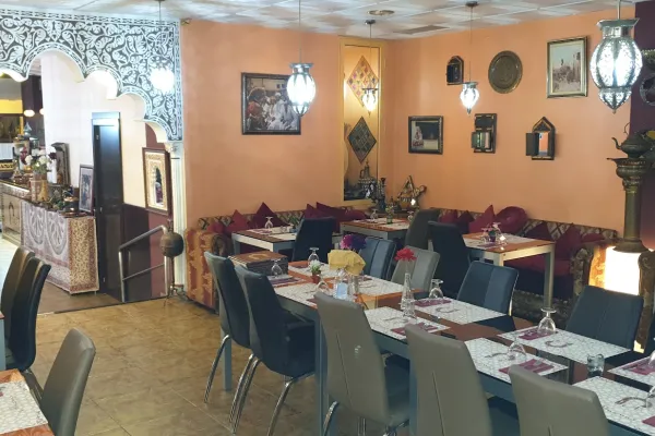 Aljuzama Restaurant halal restaurant in València