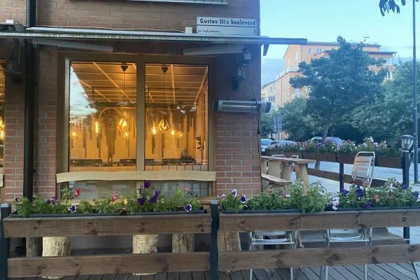 Amira halal restaurant in Solna