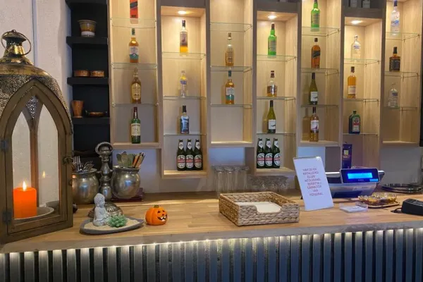 Arom Indisk Restaurang & Bar halal restaurant in Eslöv