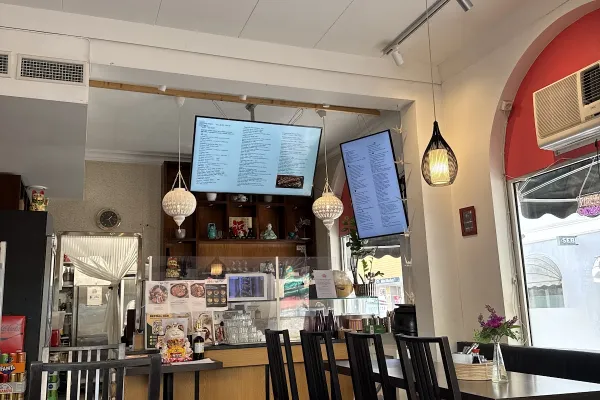 Asiatiska Köket halal restaurant in Katrineholm