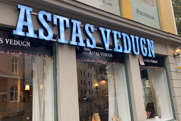 Astas Café halal restaurant in Enköping