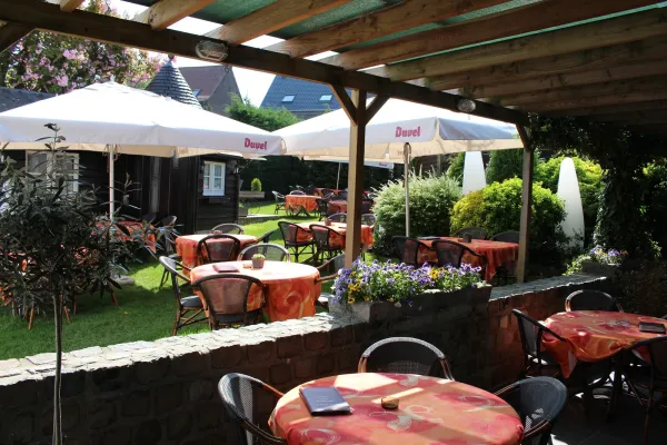 Au Beau Jardin halal restaurant in Menen