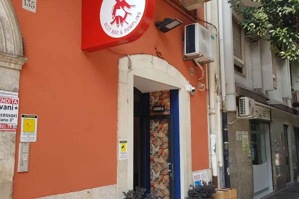 Badù Bari • Bao & Dumpling halal restaurant in Bari