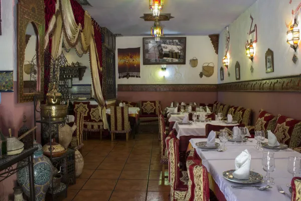 Balansiya restaurante árabe marroquí y halal de tradición andalusí halal restaurant in València