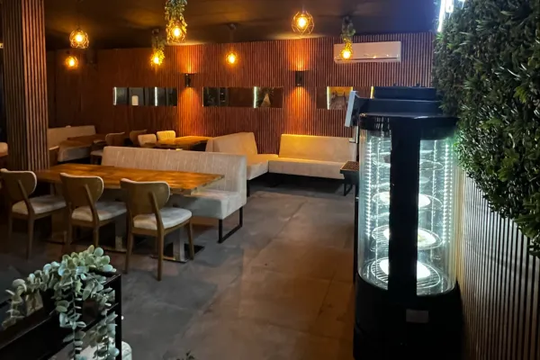 Barla Eethuis halal restaurant in Tiel