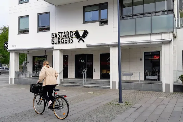 Bastard Burgers halal restaurant in Varberg