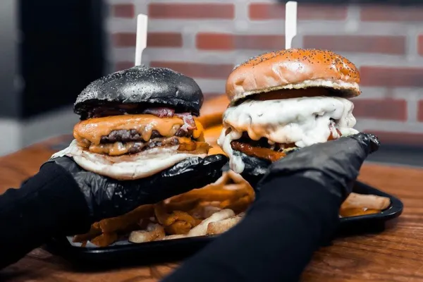 Black & White Burger Toulouse halal restaurant in Toulouse