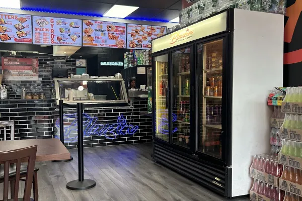 Blazin Chicken & Gyro halal restaurant in North Bergen