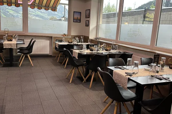 Bosphorus Restaurant Inh. Fam.Ipek halal restaurant in Schlitters