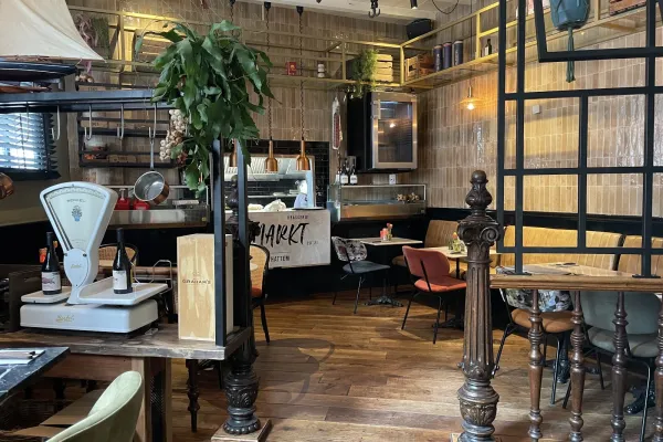 Brasserie De Markt halal restaurant in Hardenberg