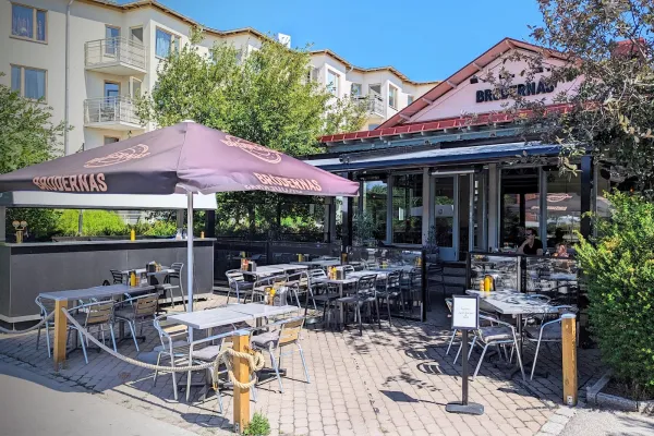 Brödernas halal restaurant in Åkersberga