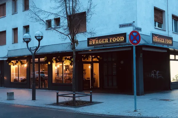 Burger Food halal restaurant in Hanau