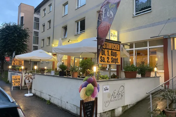 Cafe - Restaurant Fido's Steyr halal restaurant in Steyr