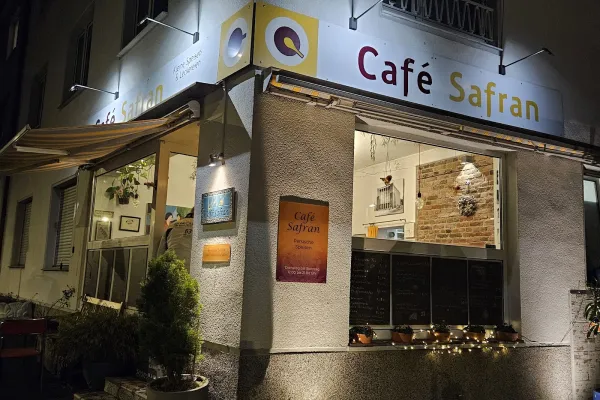 Café Safran | Persische Speisen halal restaurant in Bochum