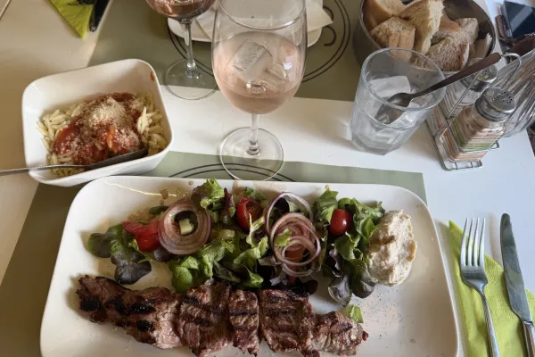 Chez Olympe halal restaurant in Ath