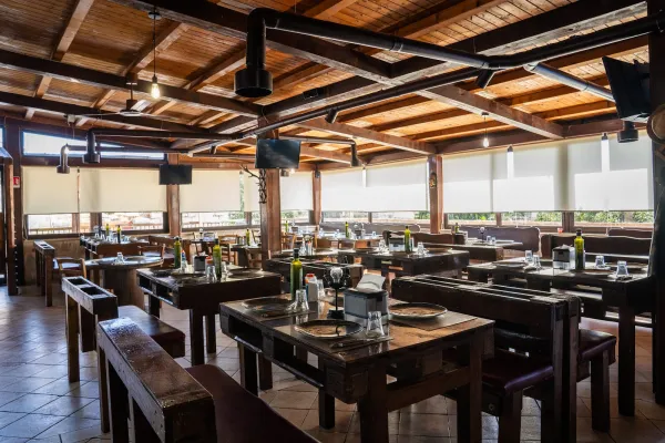 Country West Saloon Argentinian Steak House halal restaurant in Ragusa