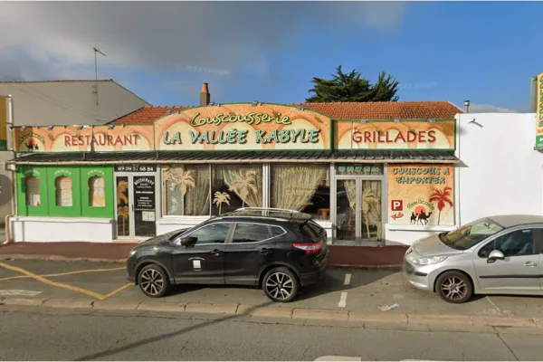 couscous la rochelle-la vallée kabyle halal restaurant in La Rochelle