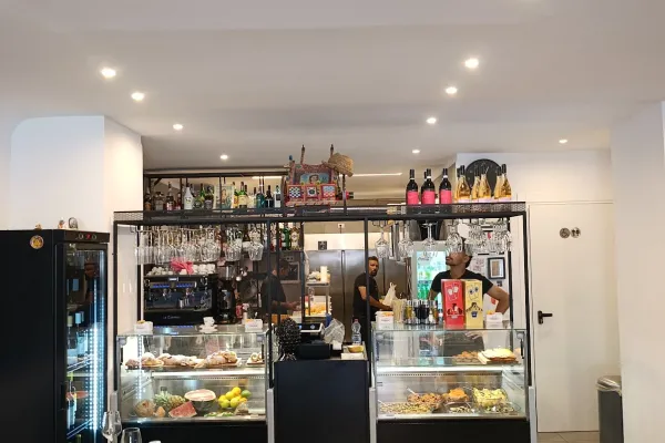 Crisalva halal restaurant in Siracusa