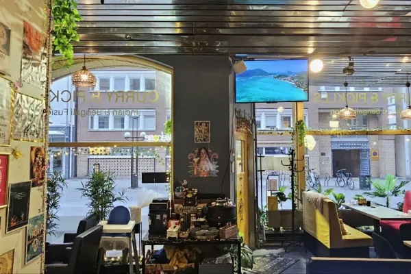 Curry & Pickles halal restaurant in Karlskrona