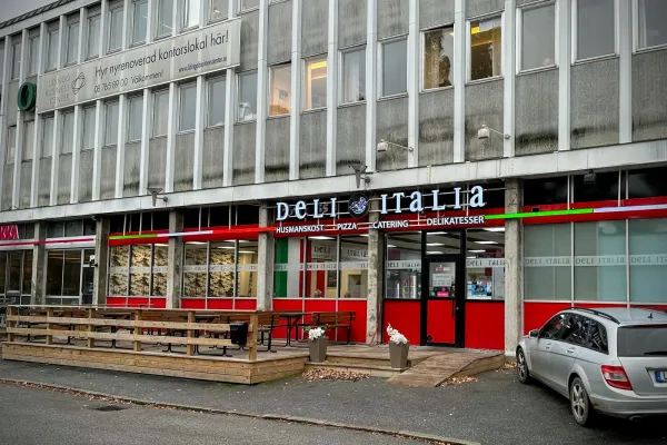 Deli Italia Lidingö halal restaurant in Lidingö