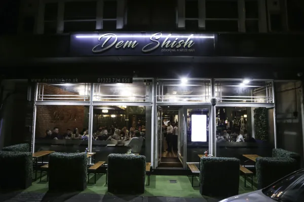 Dem Shish Restaurant & Cocktail Bar halal restaurant in Eastbourne