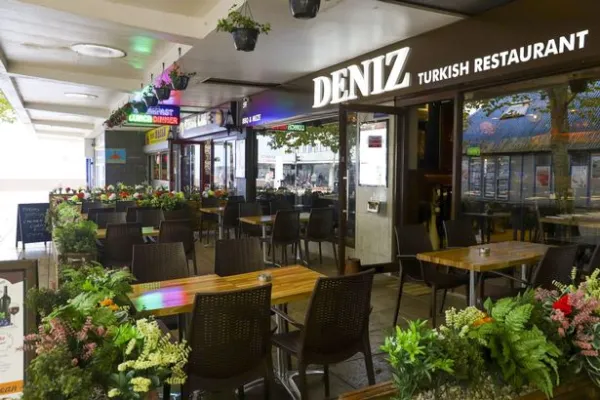 Deniz Restaurant halal restaurant in Basildon