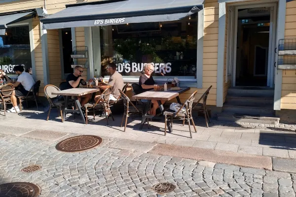 Ed's Burgers halal restaurant in Norrtälje