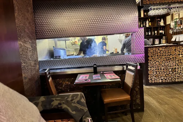 Elif Turkish Barbeque Restaurants - Wickersley halal restaurant in Wickersley