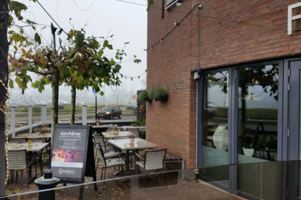 Fabels eten & drinken - Eetcafé - Bistro - Restaurant halal restaurant in Woerden