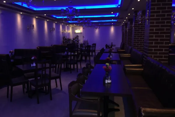 Fanoos Restaurang & Café halal restaurant in Vällingby