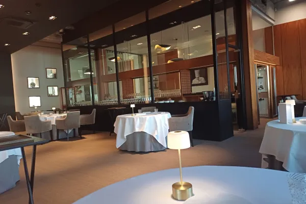 Fleur de Lin halal restaurant in Zele