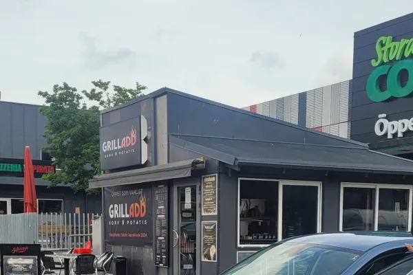 Grilladd halal restaurant in Huddinge