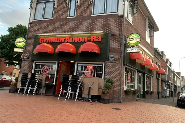 Grillbar Amon-Ra halal restaurant in IJmuiden