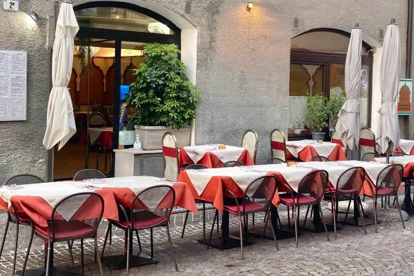 GUL Pakistani Indian Restaurant halal restaurant in Bolzano