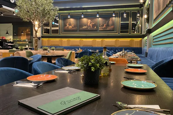 Günay Restaurant | Cafe halal restaurant in Wien