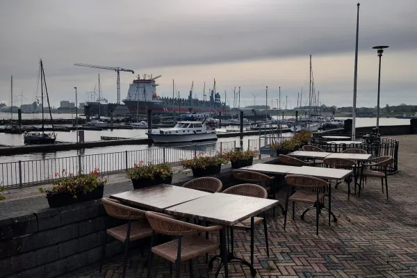 Havencafé halal restaurant in Delfzijl