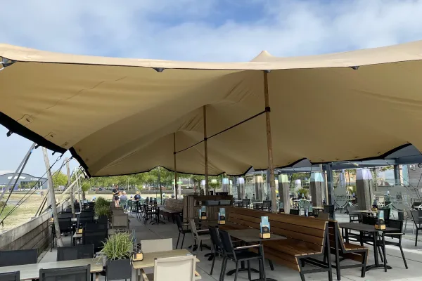 Het Strandhuys halal restaurant in Bergen op Zoom