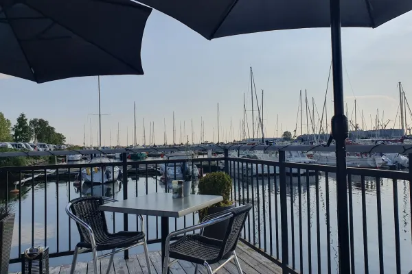 Idas by the sea halal restaurant in Landskrona