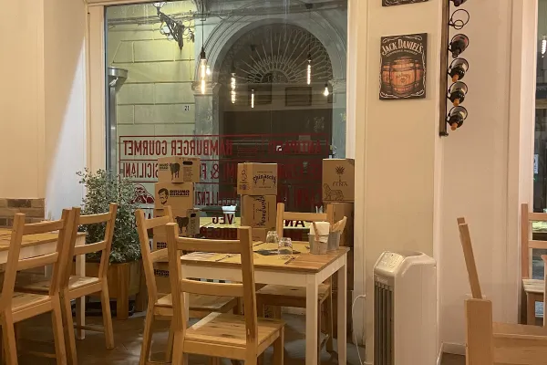 iò - EAT&GREET halal restaurant in Trapani