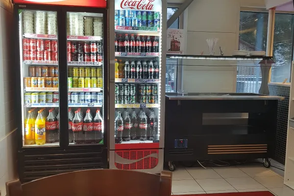 Italian Slice halal restaurant in Saltsjö-boo