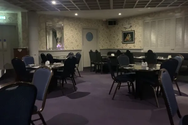 Jahangir Tandoori halal restaurant in Dundee