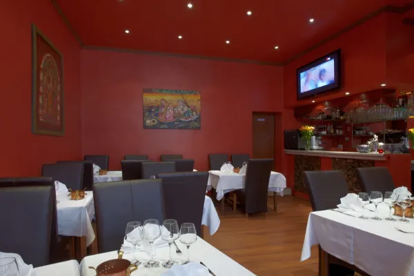 Jaipur halal restaurant in Cannes