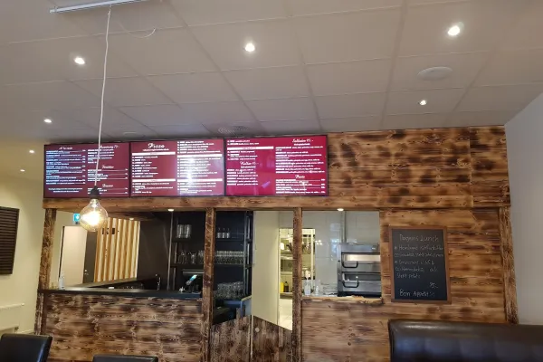 Järnvägskrogen halal restaurant in Ängelholm