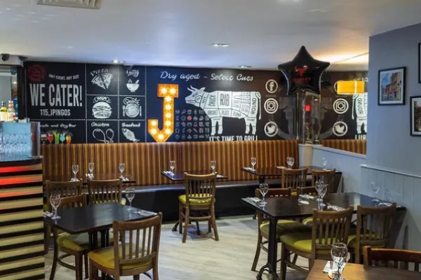 Jpingo's Flame Grill Steakhouse Pizza Nottingham halal restaurant in Nottingham