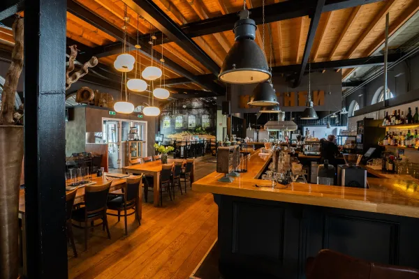 Kade 60 halal restaurant in Den Helder
