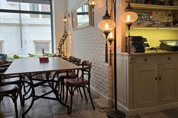 KÖZ - Anatolische Spezialitäten halal restaurant in Jena