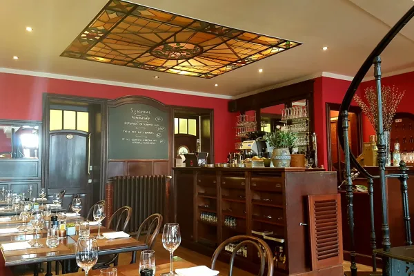 La Difference halal restaurant in Renaix