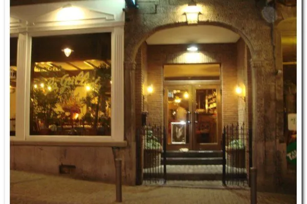 La Grillade halal restaurant in Mons